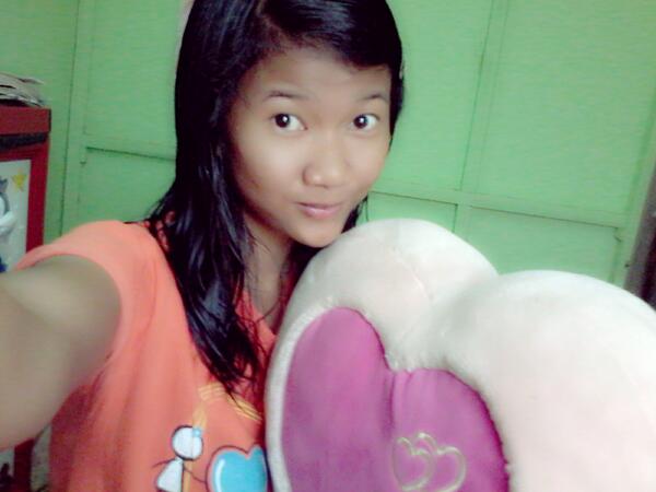 Ni Putu Riska Pani (@riskapani) on Twitter photo 