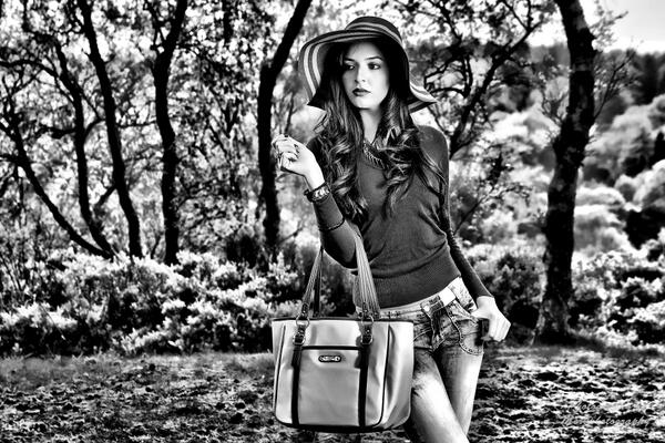 MervModels's tweet image. 