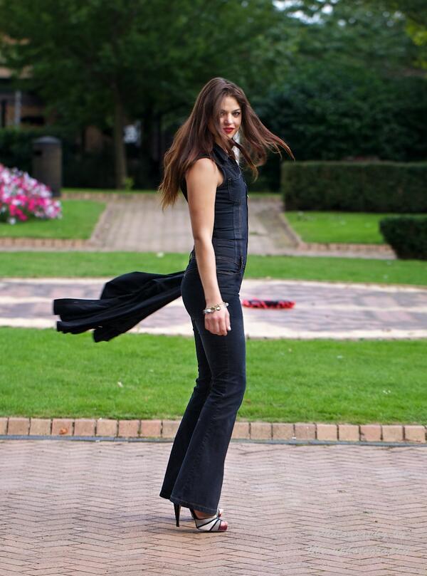 MervModels's tweet image. Kristina her first training day with me before her catwalk show.