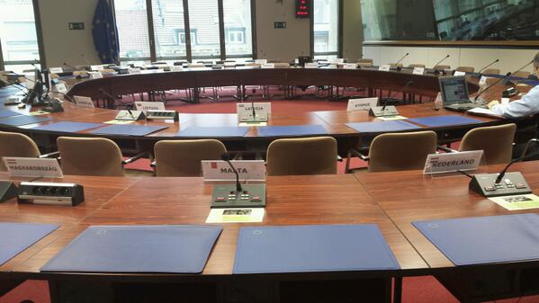 Imagine what we could do @WorldInConvo with circles like this.  #EuropeanSecurityDefenceCollege