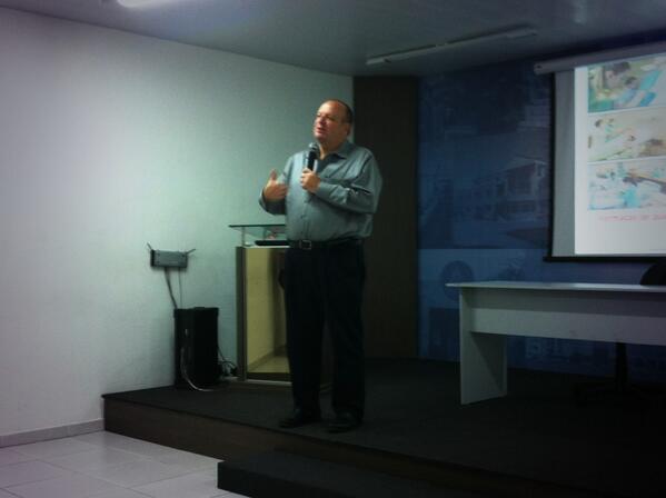 realfpb's tweet photo. Começou!! Professor Sérgio Timerman ministra palestra na Aula Magna da Saúde da FPB! http://t.co/w11h1zfElZ