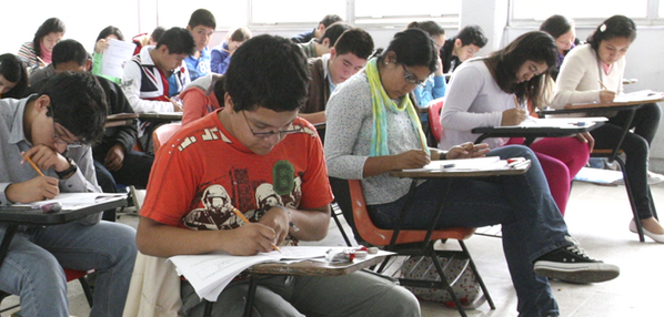GobiernoVer's tweet photo. Anuncia Covecyt la convocatoria de becas para estudios de posgrado en el extranjero. http://t.co/7LpBCpsfNw http://t.co/Nx513njCV3