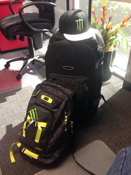 Watch Zane Smith's leaked NSFW photo on TwXstars