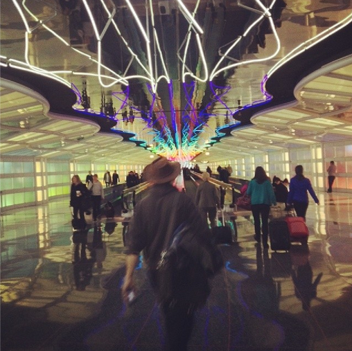 bnlbiotech's tweet photo. Laser ceilings at Chicago Airport! #CDS14 #latergram #lovetraveling http://t.co/c9wimYMr0I