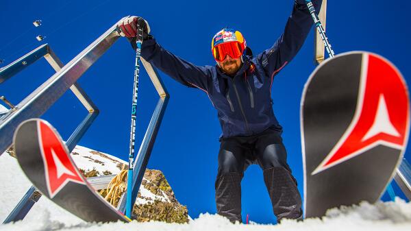 MammothMountain's tweet image. Hear #MammothStories from Olympic skier &amp;amp; #MammothMountain athlete @John_Teller: youtu.be/S8m7W0P-22c