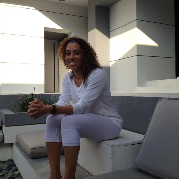 OppositeWorlds tweet media