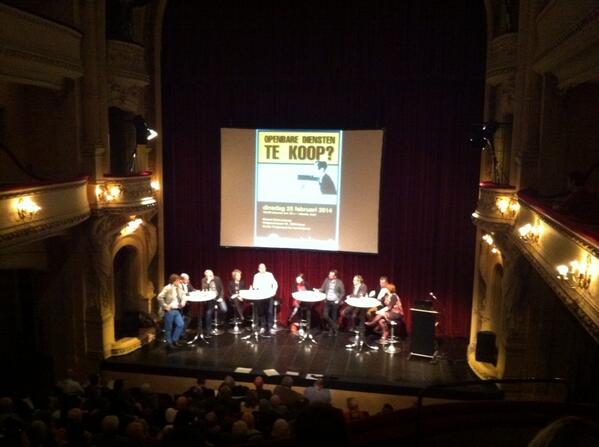 ENicque's tweet image. Debat in de Minardschouwburg te Gent...weerom vallen de maskers af...