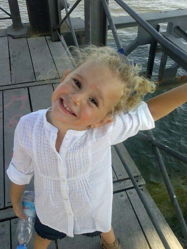 lucia_mlom's tweet photo. Cuando menos te lo esperas yega la mejor sonrisa http://t.co/fc4iuOhPmh
