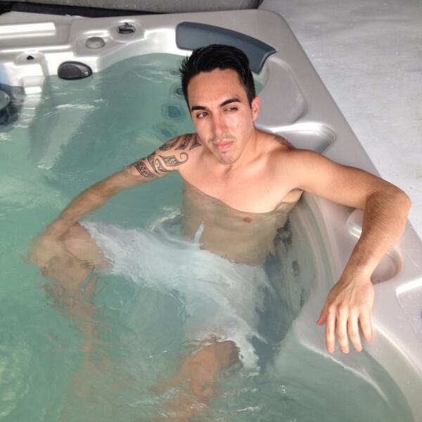 OppositeWorlds tweet media