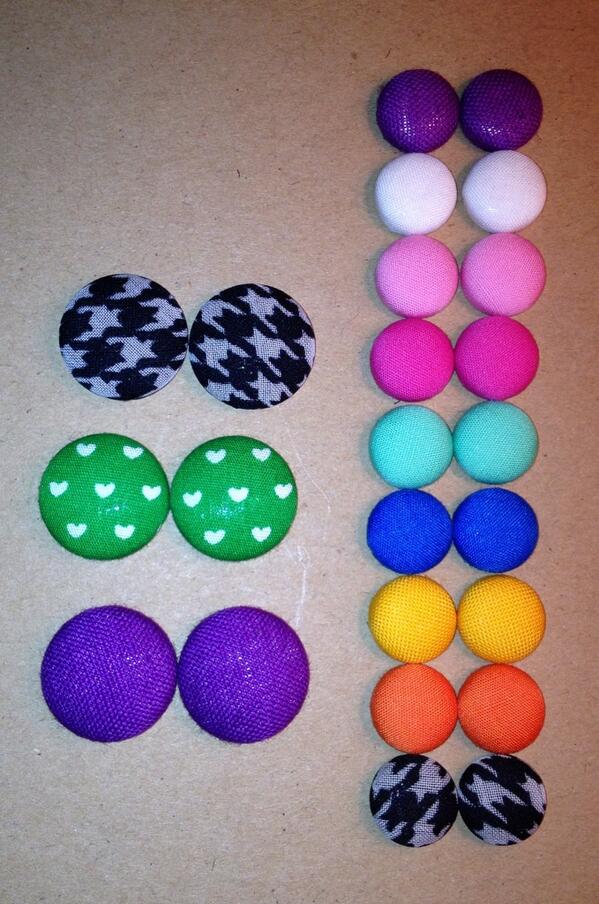 NBShan's tweet image. Today's #fabriccoveredbutton creations...