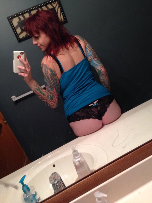 I'll post #nipples on #SnowBunnySunday if you Rt to get me to 3k by then! Or else my #vine followers<a href="/tag/nipples"class="tags">#nipples</a><a href="/tag/snowbunnysunday"class="tags">#SnowBunnySunday</a><a href="/tag/vine"class="tags"><span>#vine</span></a>