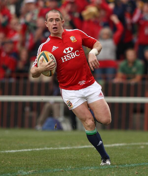 lionsofficial's tweet photo. Happy Birthday @ShaneWilliams11 @WelshRugbyUnion from all @lionsofficial ! Enjoy ! http://t.co/pfQysJGGQP
