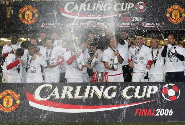 ManUtd_ID's tweet photo. On this day 2006, #mufc menjuarai Piala Liga setelah mengalahkan Wigan Athletic 4-0 di Cardiff's Millennium Stadium. http://t.co/91bvzOJ9cg