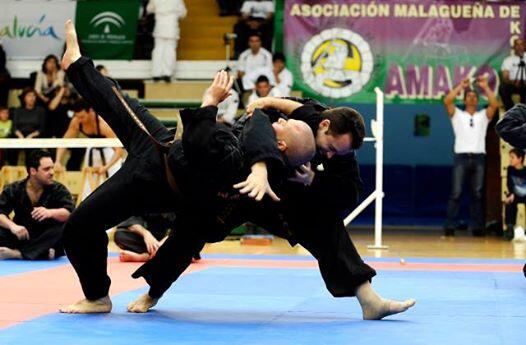 chakrascoin's tweet photo. Buenos días chicos/as , iniciamos nuevas artes marciales con HAPKIDO , realmente increíble completo y útil conocelo http://t.co/M4XP5zhHIZ