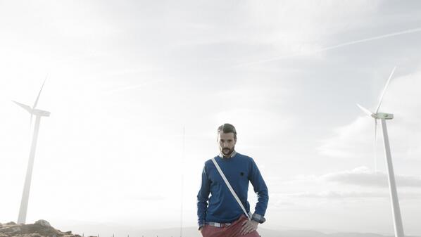 MENOSLOBOS__'s tweet photo. Otro pequeño adelanto de la nueva campaña de primavera para MenosLobos, fotografía realizada por @rgb_photosocial http://t.co/99hXkxdDlR