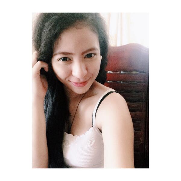 hellokatetiiee's tweet image. Why are you trying so hard to fit in, when you were born to stand out.👠🙋👍💃 #me #simplesmile