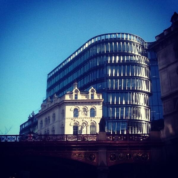 LStechSetSquare's tweet image. Picture of Holborn Vidaduct this morning #london #architecture #oldandnew #holborn