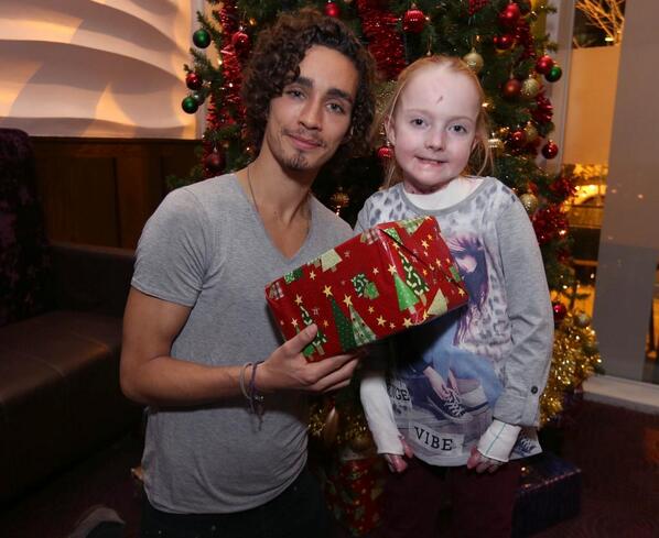 debraireland's tweet photo. @FloraWMM entries every Wed &amp; Sat from today in @Herald_ie. Win a hot date with @RobMSheehan! http://t.co/qM31WkbDhG http://t.co/YpToFHUBJX