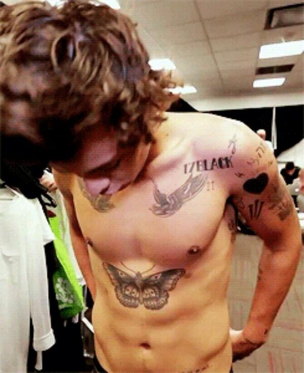 harrymsbrgdr's tweet photo. Giorno aw http://t.co/q6qtVGwpHX