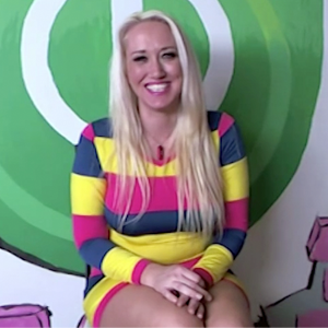 getfanny's tweet photo. *WATCH* @alanaevansxxx get Naked Naked in her most in depth interview EVER! *FANNY EXCLUSIVE* http://t.co/ee61uDs1Nc http://t.co/wLNoTBB8AH
