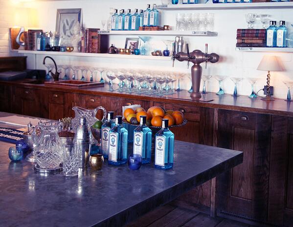 BombayMixology's tweet photo. The UK&amp;Ireland’s best bartenders battle for the #MostImaginativeBartender title today @SohoHouse Shoreditch, London http://t.co/OUWMdgXCms