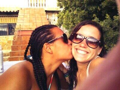 luciapq18's tweet photo. Hoy mi niña preciosa y fiestera cumple 19 años. Felicidades reina te quiero mil  @Brenda30207705 http://t.co/QWEJbeq9h2