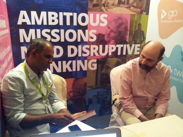 judelina's tweet image. The authors of #NoSQLDistilled sitting side by side at #agileindia2014. #thoughtworks @pramodsadalage @martinfowler