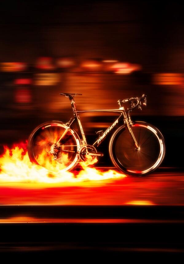 MickyC74's tweet image. You've got to love going fast on your bike!Everyone was on fire at this mornings @LeadOut1 session