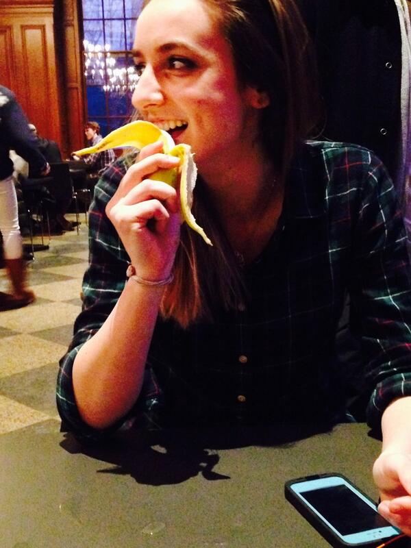 EmmaTeatum's tweet photo. @BananasPA she likes the big ones 🍌 http://t.co/llmN6ThVKJ