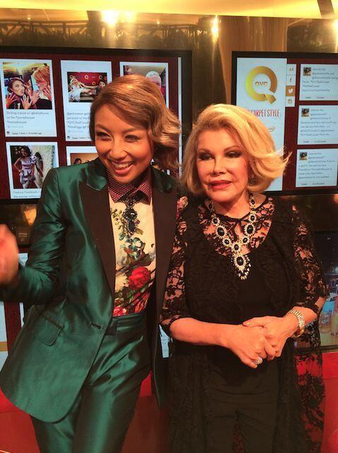 jeanniemai's tweet photo. If fashion were a crime then she is the sheriff. @JoanRivers #WCW #WomanCrushWednesday #QVCRedCarpet @JoanRivers @QVC http://t.co/UhsyHGWgKW
