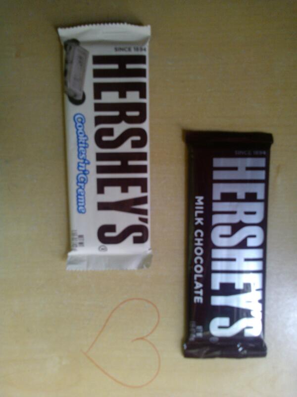 _Jossye's tweet photo. Ay *o* lo que me regalan❤ http://t.co/Y3QWsKHTl6