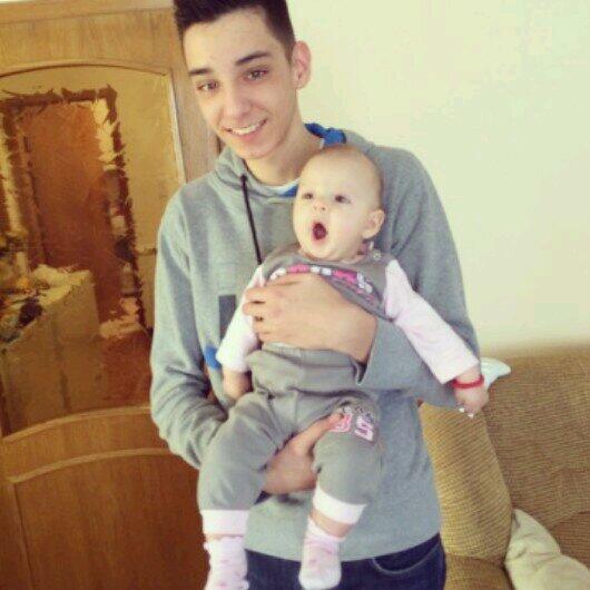 _xMMS's tweet photo. “@FilipD_: Hoi😳 http://t.co/snBfjNNk6H” awwwwwwwwwwww haar mond staat open