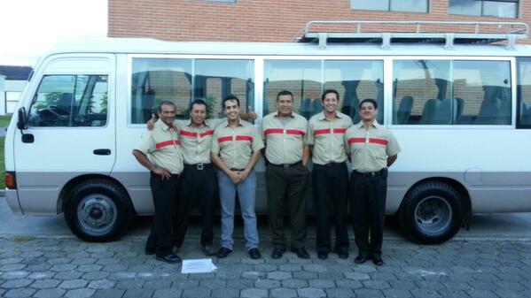 RedCarsGT's tweet photo. En Red Cars Guatemala contamos con  pilotos capacitados para satisfacer las necesidades de nuestros usuarios.. http://t.co/be1Ns9tFR9
