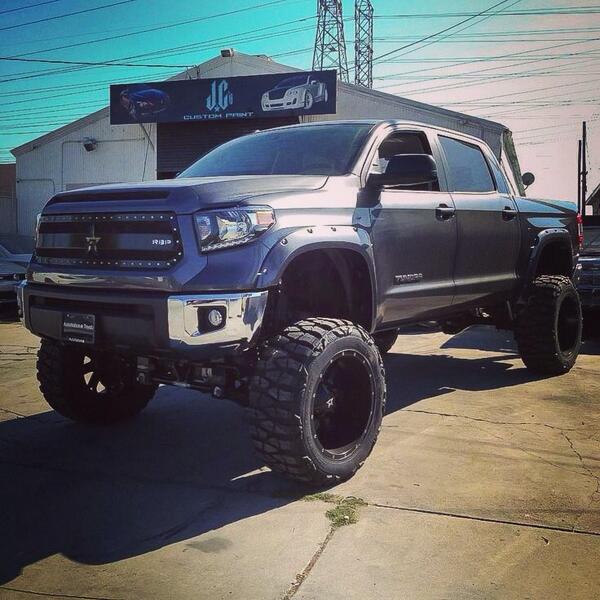 auto_everything's tweet image. Dirty Tundra