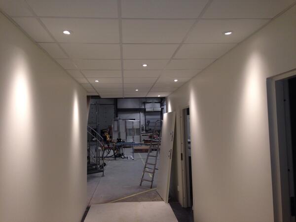 Hagnor's tweet photo. Belysningen på plats i korridoren mot lagret #nylokal http://t.co/byG0nQAVZI