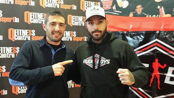 DRibesM's tweet photo. Hoy hemos entrevistado a un grande que este sábado lo va a dar todo y nosotros le apoyaremos @TralleroDavid vamooos!! http://t.co/ItWGe28xU8