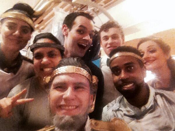 The cast of @RCMLatest opera re-create @ellenDegeneres_  Oscar selfie on our last performance! #ariannaincreta