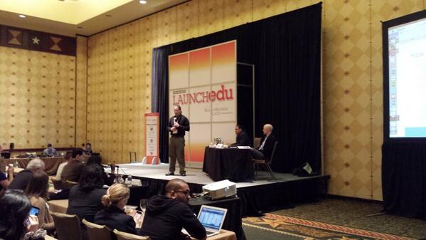 stoullieux's tweet image. #RobotsLAB un projet super: enseigner les #maths avec des robots dans le top 3 #LAUNCHedu de #SXSWedu #education