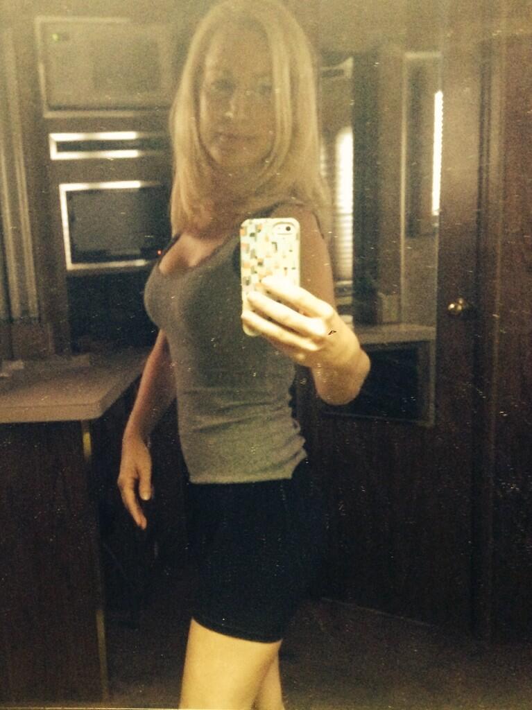 Angela Kinsey🍩 on Twitter: "Thx to the wardrobe ladies on @NewGirlonFOX  for introducing me to @lululemon! Softest bikershorts ever! I am hooked!  http://t.co/0AGYGdtt18" / Twitter