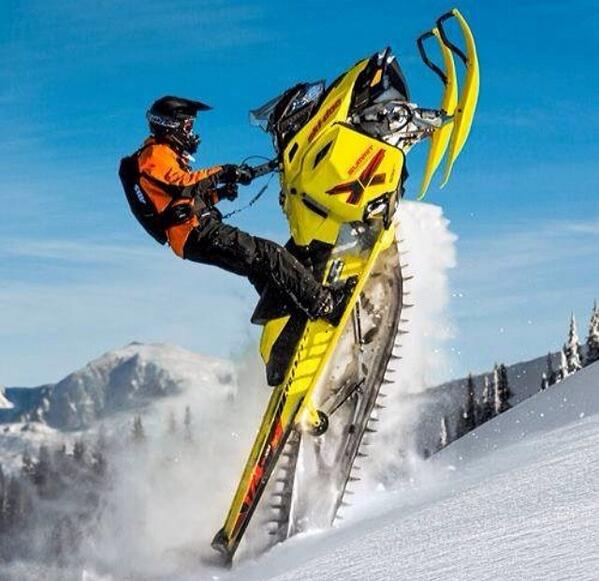 ski-doo XM改174 3インチキャタ 実質T3パッケージスノーモービル今週中には取り消して査定に出します。 スノーモービルskidooスキードゥー2015 T3サミット174