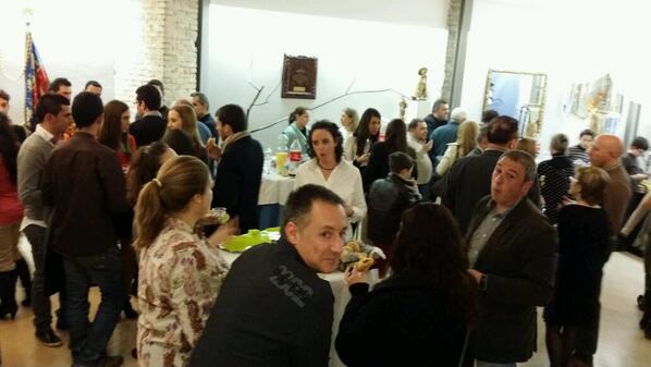 FMaestroGozalbo's tweet photo. Como bien @GenteDeFallas ha dicho, en Maestro Gozalbo es de los casales que mejor se come de Valencia #mg44 http://t.co/nVXPRuzC7q