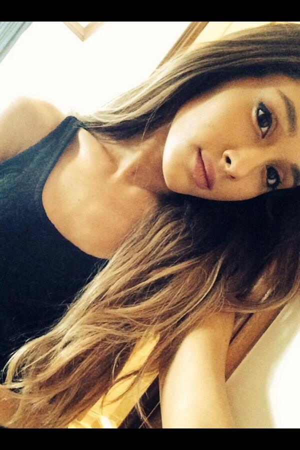 Champ__Edition's tweet image. #WCW @ArianaGrande #Shegot #TheVoice