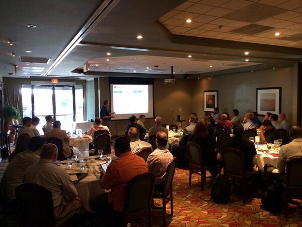 #Lebron scores 61 and the <a href="/MiamiVMUG/">Miami VMUG</a> scores 2248 VMs on a #VSAN datastore. Oh yeaaa babe babe !!