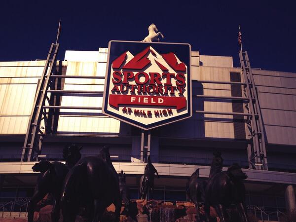 ErikMitisek's tweet image. 24 hours from @ColoTechAsn taking over Sports Authority Field! #clevel2014