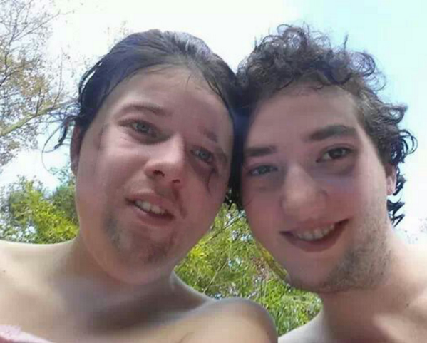 DePcBar's tweet photo. @Klaasjan12 wij hebben een slectief bezorgteam http://t.co/4XDGLg6NI3