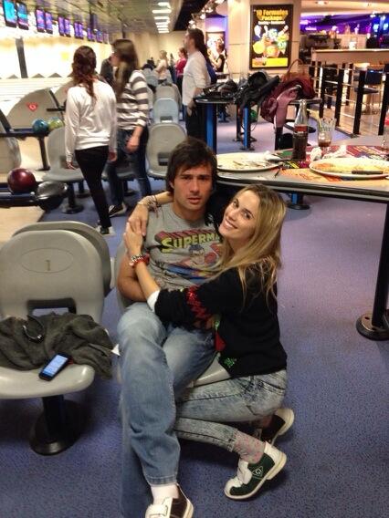 chubonelli's tweet image. Le acabo de golpear la cabeza con la mesa jaja por eso su cara! Jaja