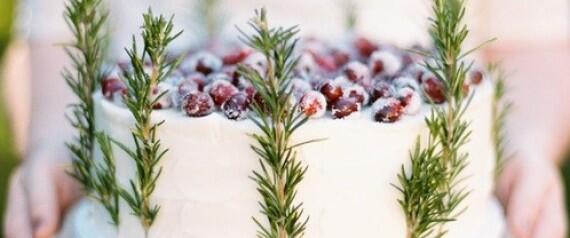 TroisTilleuls's tweet photo. 40 idées de #gâteauxmariage en hiver . photohuffingtonpost http://t.co/LQRpbkLQRh http://t.co/szHMFiC3fo