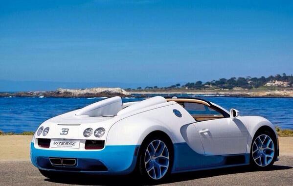jdm_imports's tweet image. “@cars_beautys: White-blue Bugatti :0 http://t.co/1UDowRTqbh”     That colour combination 👀👍✌✋👌👏🙏