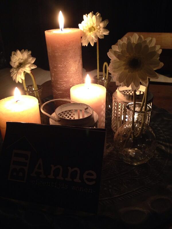 Open huis gehad #BijAnne. Wat een leuke zaak en morgen gaan ze open! Ben nu zelf ah genieten van aankoop!  #Vaassen