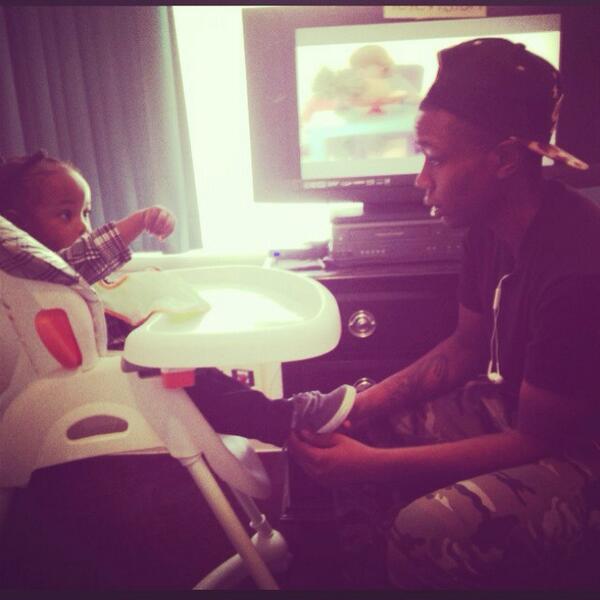 Getting_Out_'s tweet image. Teejay in a South Central foster home. #wegottagetoutofhere #fosterhome #fostercare #fosteryouth #southcentral